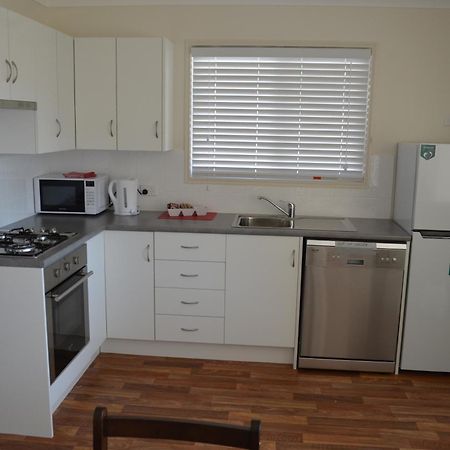 Wondai Accommodation Units And Villas Exterior photo