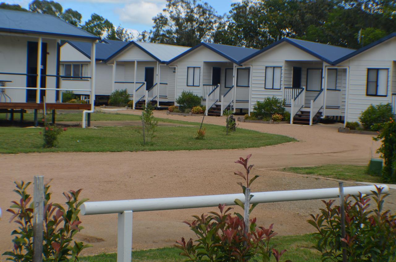 Wondai Accommodation Units And Villas Exterior photo