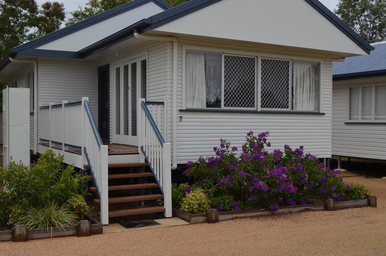 Wondai Accommodation Units And Villas Exterior photo