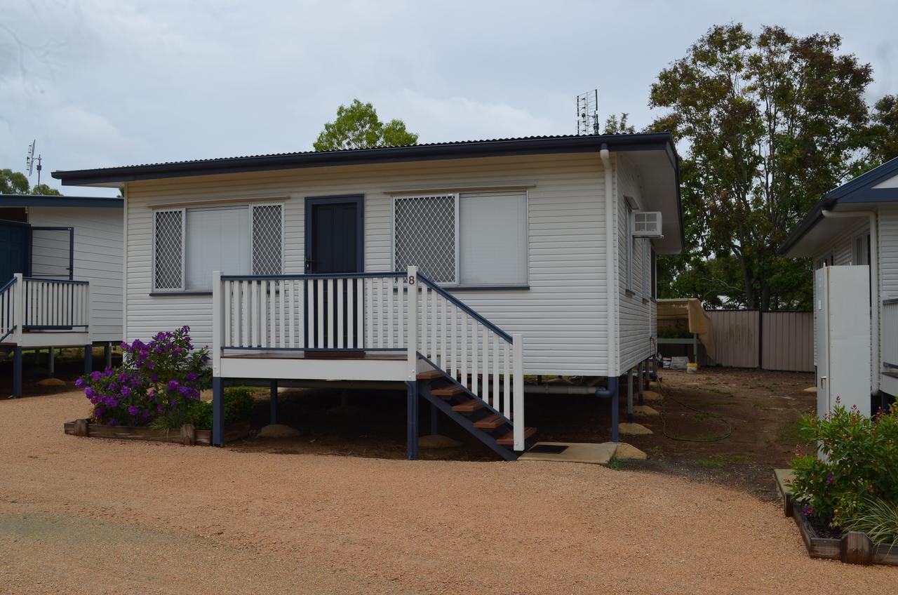 Wondai Accommodation Units And Villas Exterior photo